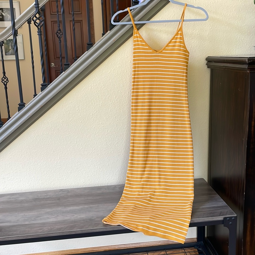 Forever 21 Mustard & White Striped Spaghetti Strapped Midi Dress Size Small